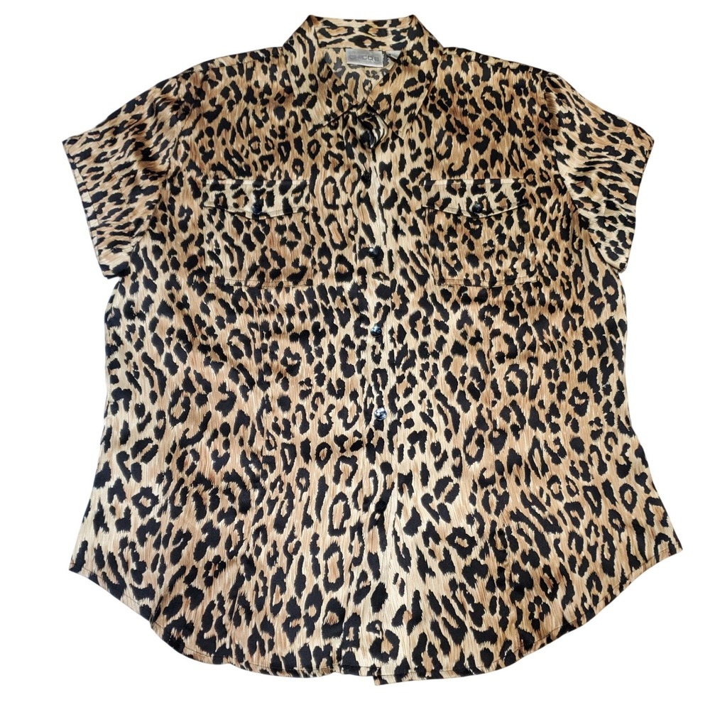 Chicos Women's Size 1 Leopard Print 100% Silk Button Up Shirt Top Blouse